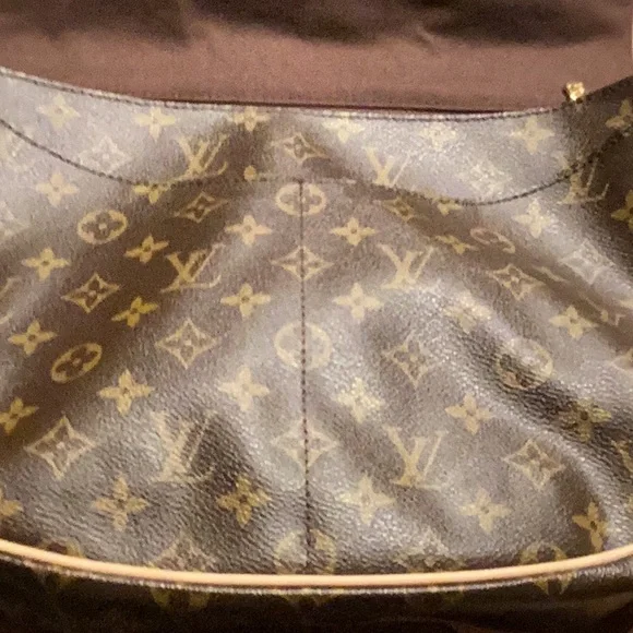 Louis Vuitton Monogram canvas Menilmontant MM - Picture 8 of 13